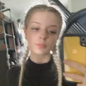 Meet your Posher, Mandy